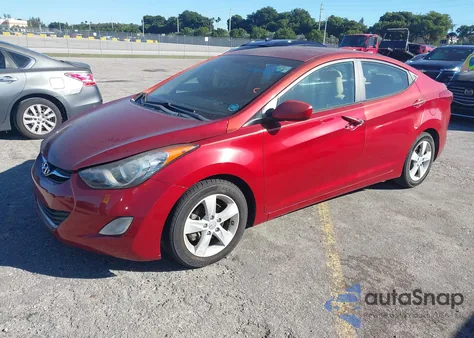 2013 Hyundai Elantra Gls z USA, uszkodzony, nr VIN KMHDH4AE8DU808862